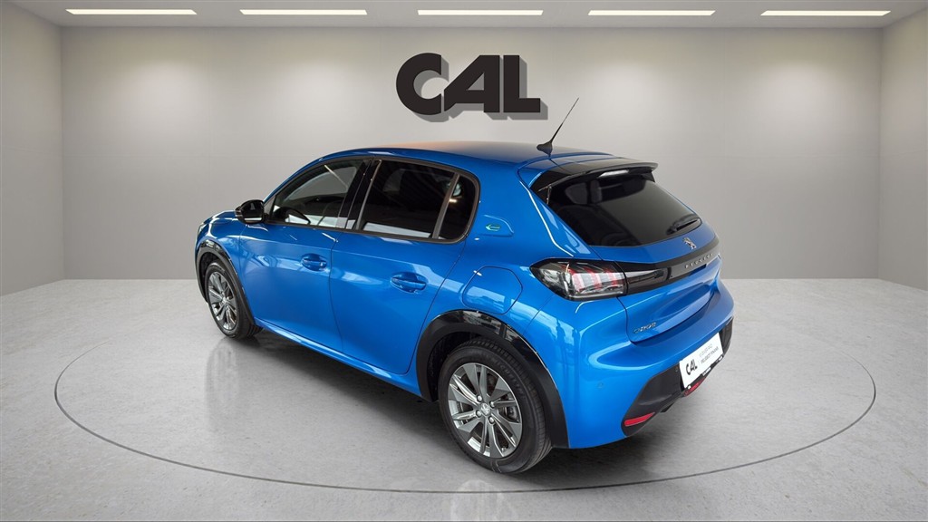 Peugeot e-208 EL Allure 136HK 5d Aut. - Image 3