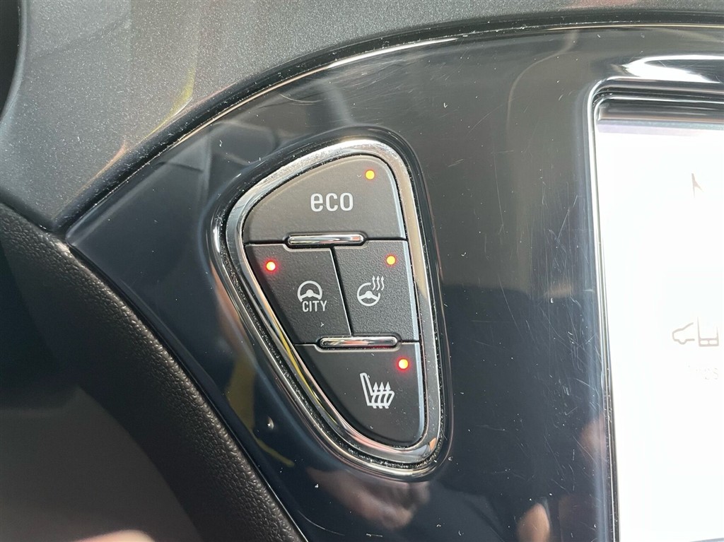 Opel Corsa 1,0 Turbo Cosmo Start/Stop 90HK 5d 6g - Image 9