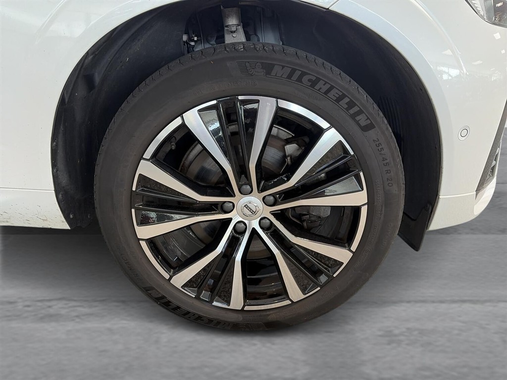 Volvo XC60 2,0 T8 Recharge Plugin-hybrid Ultimate AWD 455HK 5d 8g Aut. - Image 10