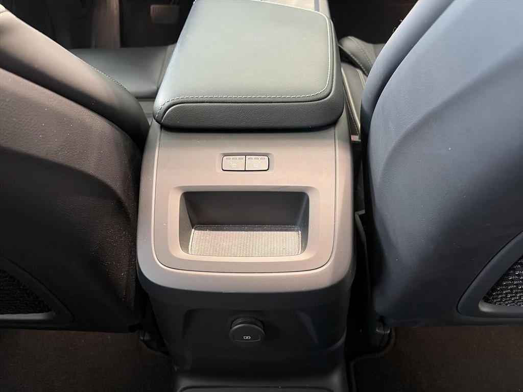 Volvo XC60 2,0 T8 Recharge Plugin-hybrid Ultimate AWD 455HK 5d 8g Aut. - Image 16