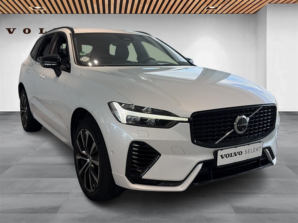 Volvo XC60 2,0 T8 Recharge Plugin-hybrid Ultimate AWD 455HK 5d 8g Aut.