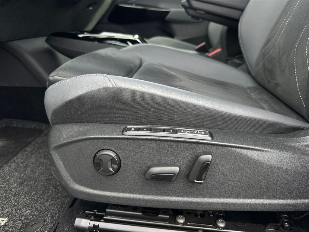 VW ID.4 EL Pro Performance 204HK 5d Aut. - Image 21