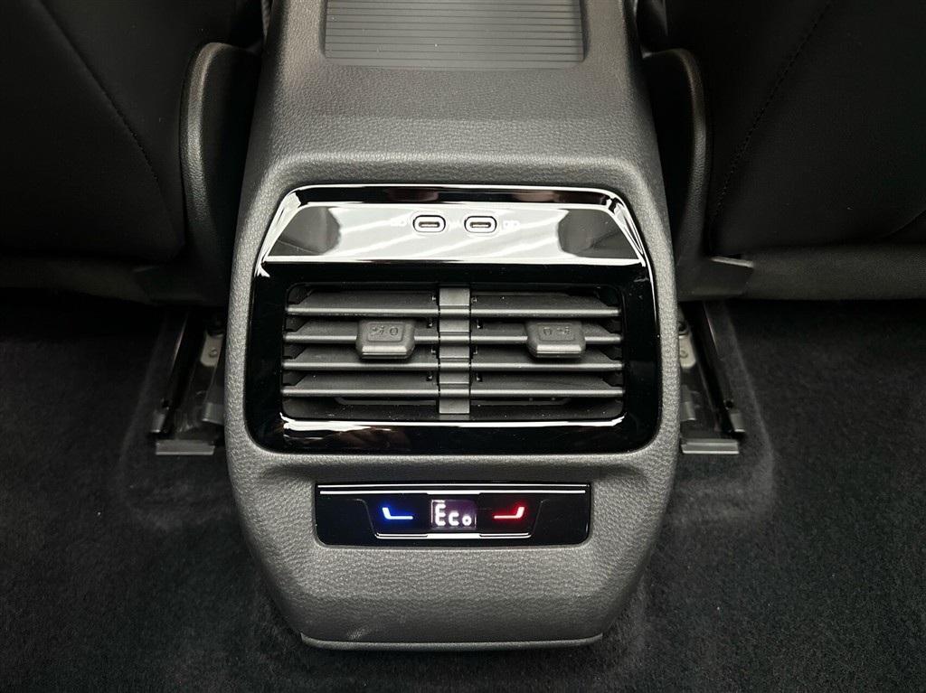 VW ID.4 EL Max Performance 204HK 5d Aut. - Image 23