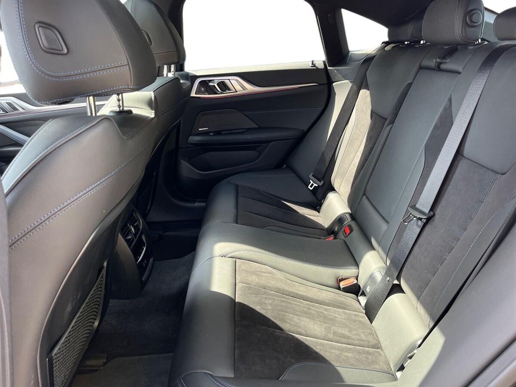BMW i4 eDrive40 Gran Coupé EL Fully Charged M-Sport 340HK 5d Aut. - Image 11