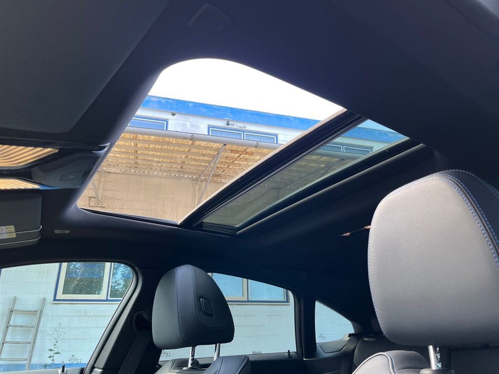 BMW i4 eDrive40 Gran Coupé EL Fully Charged M-Sport 340HK 5d Aut. - Image 18