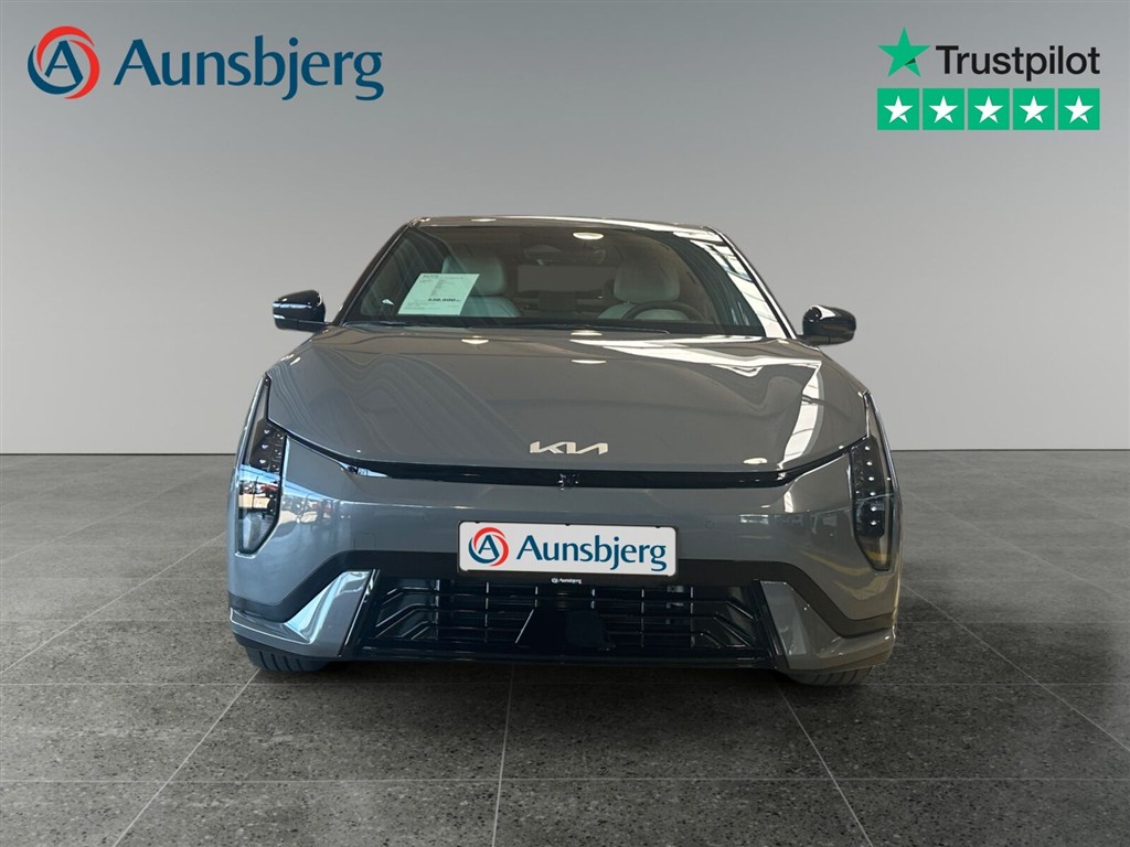Kia EV4 Fastback EL Long Range GT-Line 204HK Aut. - Image 9