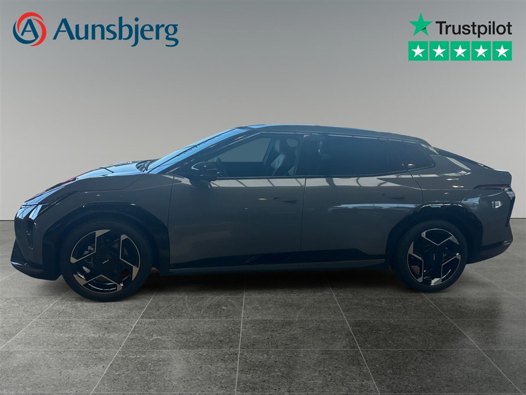 Kia EV4 Fastback EL Long Range GT-Line 204HK Aut. - Image 3