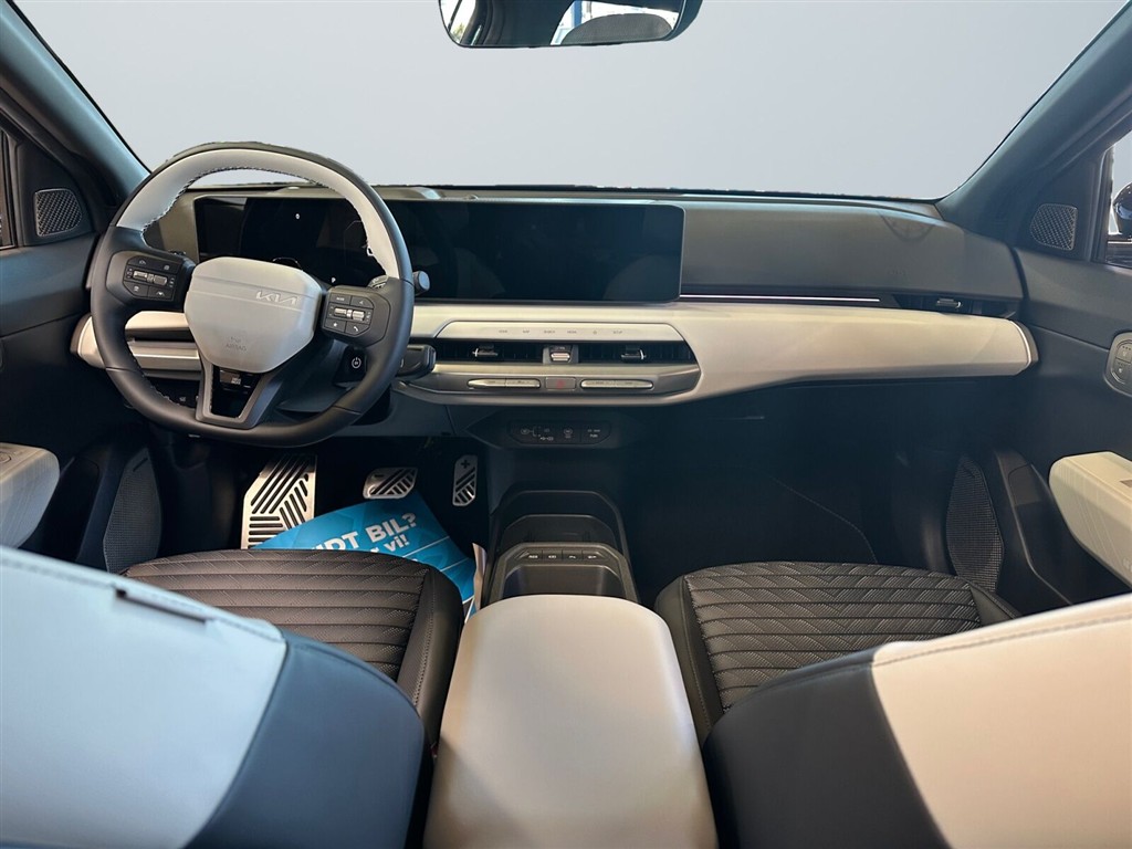 Kia EV4 Fastback EL Long Range GT-Line 204HK Aut. - Image 11