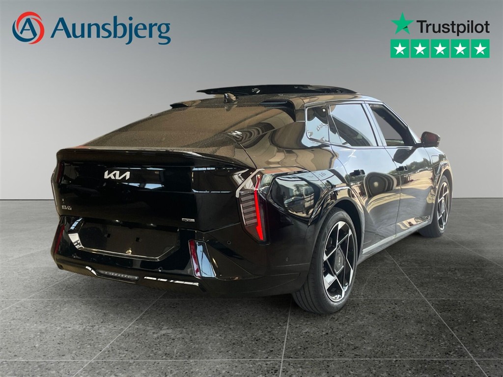 Kia EV4 Fastback EL Long Range GT-Line 204HK Aut. - Image 3