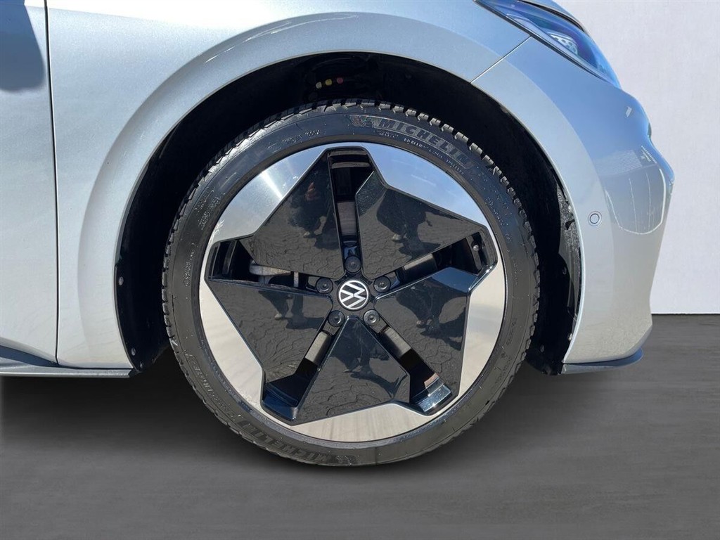 VW ID.3 EL Max+ 204HK 5d Aut. - Image 9