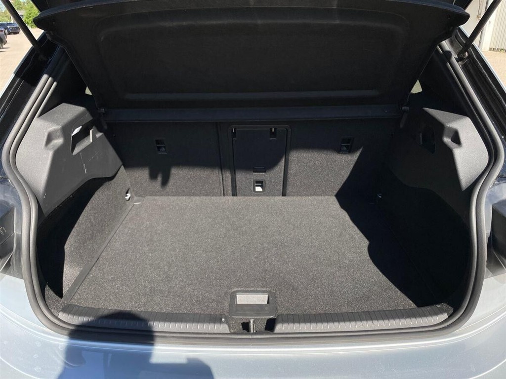 VW ID.3 EL Max+ 204HK 5d Aut. - Image 16