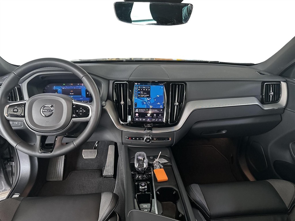 Volvo XC60 2,0 T6 Recharge Plugin-hybrid Plus AWD 350HK 5d 8g Aut. - Image 6