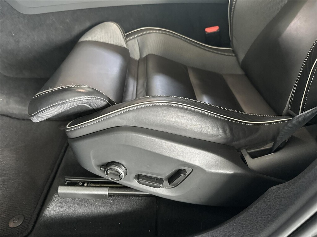 Volvo XC60 2,0 T6 Recharge Plugin-hybrid Plus AWD 350HK 5d 8g Aut. - Image 10