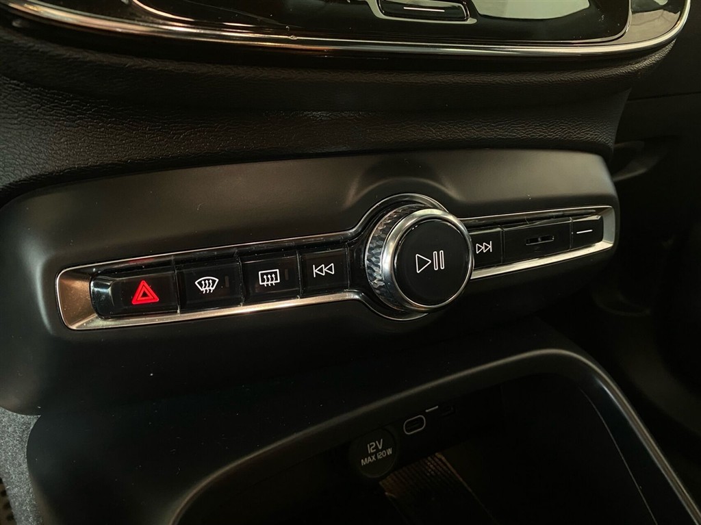 Volvo XC40 P8 Recharge Twin Plus AWD 408HK 5d Aut. - Image 13