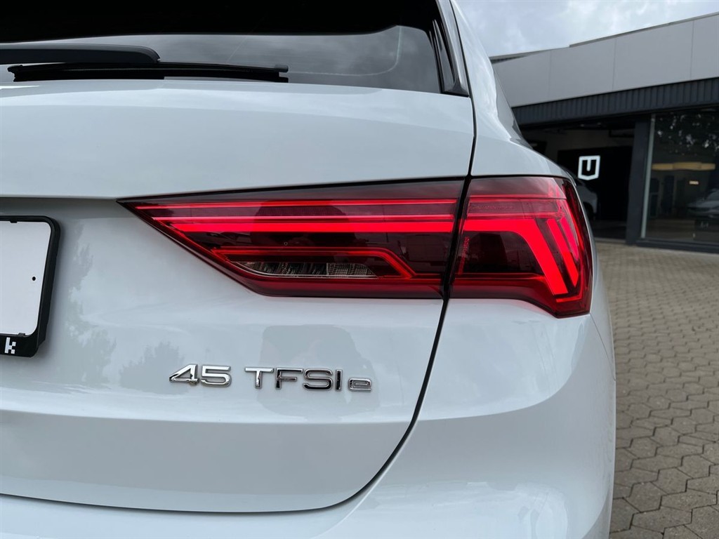 Audi Q3 1,4 45 TFSI e Plugin-hybrid Attitude Plus S Tronic 245HK 5d 6g Aut. - Image 20