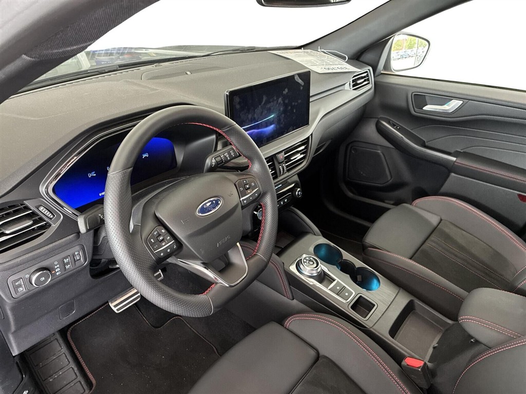 Ford Kuga 2,5 Plugin-hybrid ST-Line X CVT 243HK 5d Aut. - Image 6