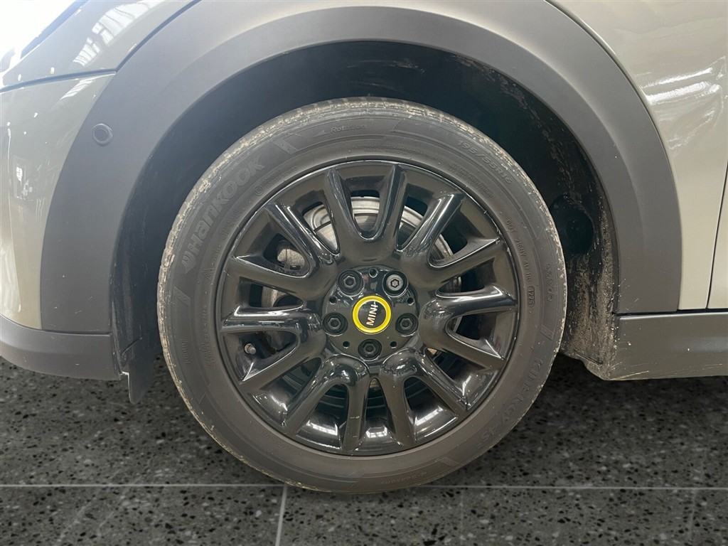 Mini Cooper SE EL 184HK 3d Aut. - Image 3