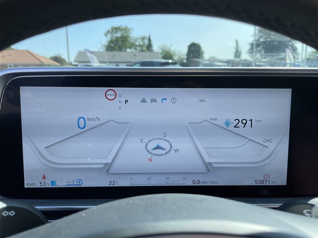 Hyundai Ioniq 6 Electric 77,4 kWh Ultimate 229HK Aut. - Image 9