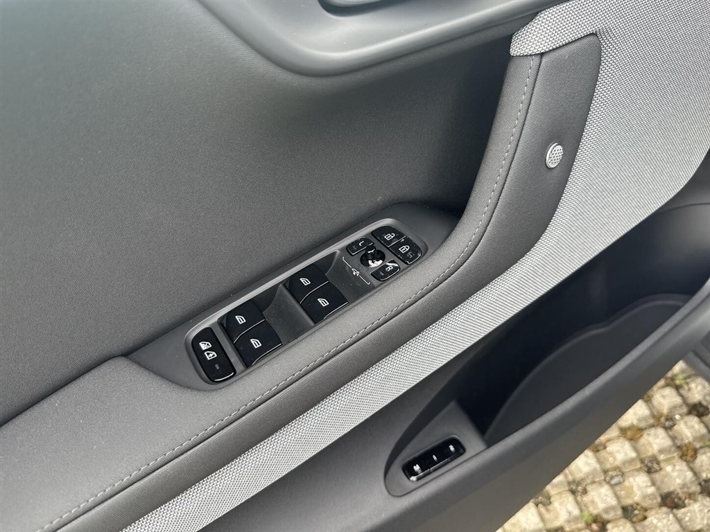 Polestar 2 EL LRSM Plus 299HK 5d Aut. - Image 13