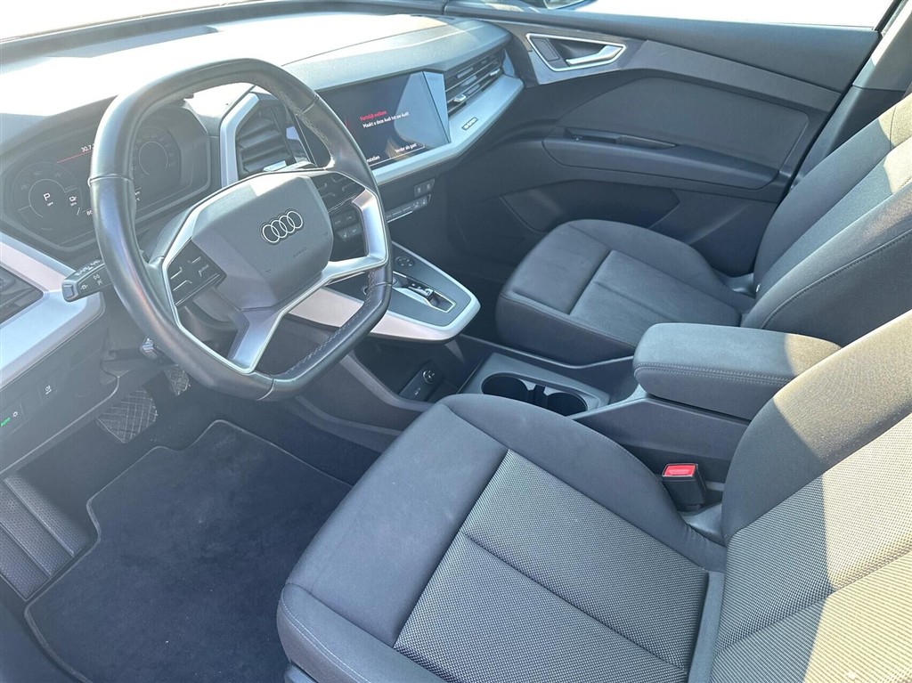 Audi Q4 40 E-tron 204HK 5d Aut. - Image 3