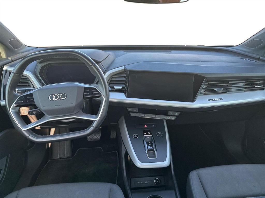 Audi Q4 40 E-tron 204HK 5d Aut. - Image 4