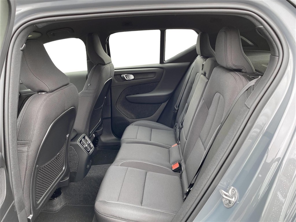 Volvo XC40 P6 Recharge Plus 231HK 5d Aut. - Image 13