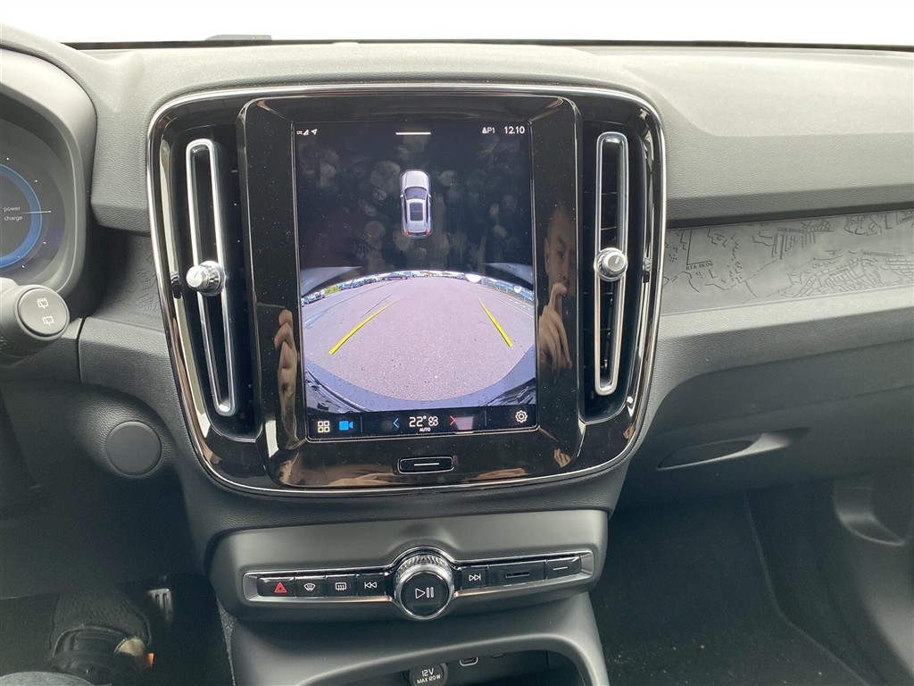 Volvo XC40 P6 Recharge Plus 231HK 5d Aut. - Image 15