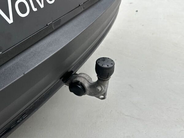 Volvo EX40 Single Motor Extended Range Black Edition 252HK 5d Aut. - Image 25