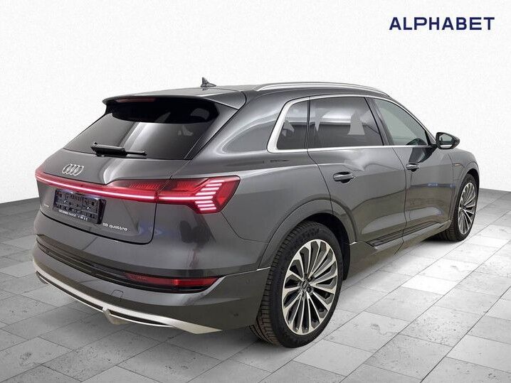 Audi E-tron 55 S Line Quattro 408HK 5d Aut. - Image 4