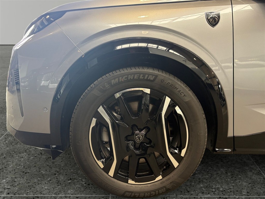Peugeot e-3008 EL GT Pack 210HK 5d Aut. - Image 10