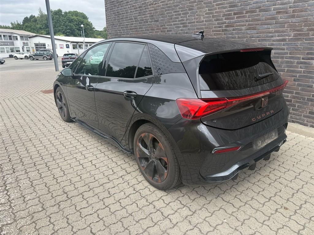 Cupra Born EL High 204HK 5d Aut. - Image 2