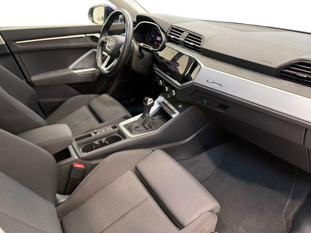 Audi Q3 1,4 45 TFSI e Plugin-hybrid Attitude Plus S Tronic 245HK 5d 6g Aut. - Image 10