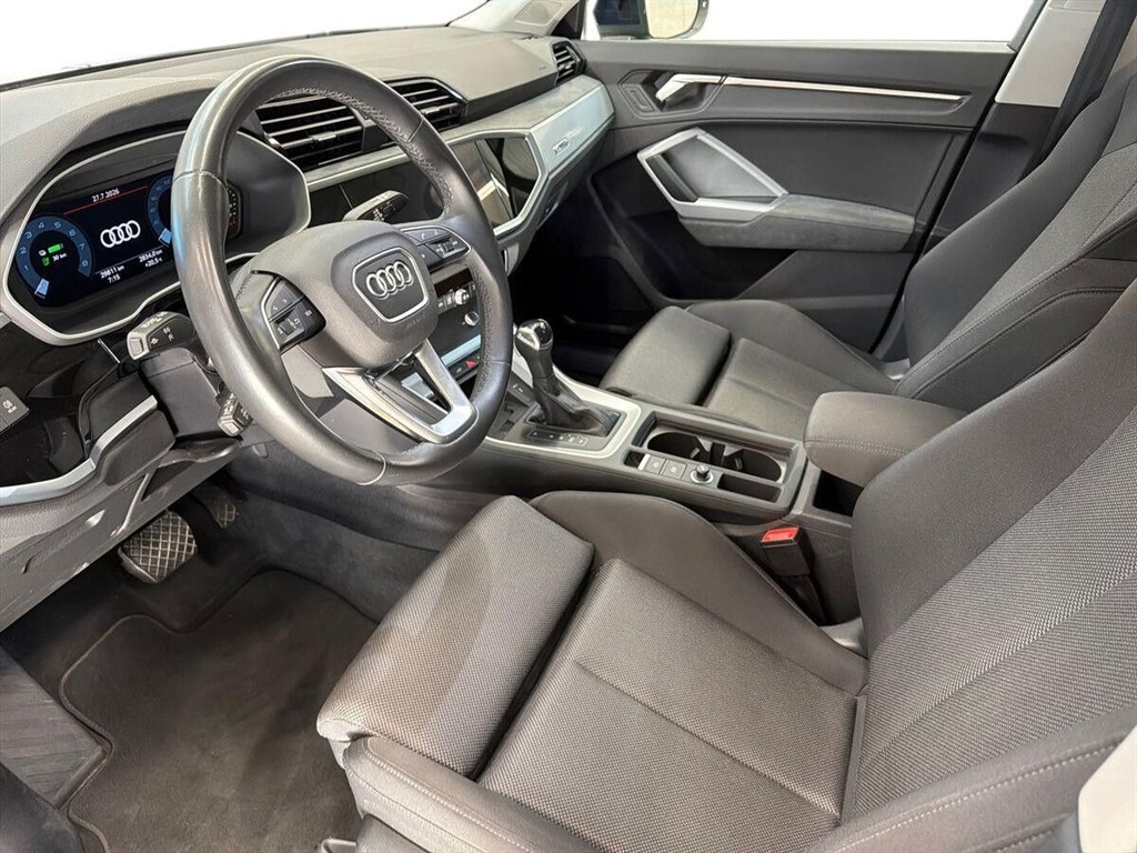 Audi Q3 1,4 45 TFSI e Plugin-hybrid Attitude Plus S Tronic 245HK 5d 6g Aut. - Image 3