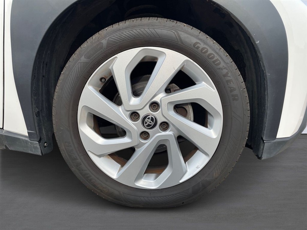 Toyota Aygo X 1,0 VVT-I Active 72HK 5d - Image 9