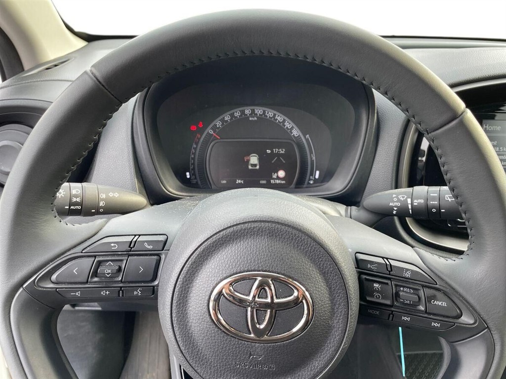 Toyota Aygo X 1,0 VVT-I Active 72HK 5d - Image 11