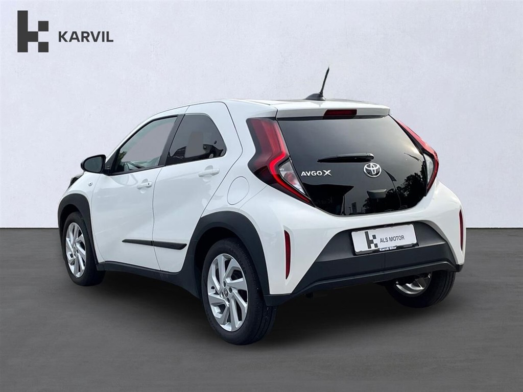 Toyota Aygo X 1,0 VVT-I Active 72HK 5d - Image 4