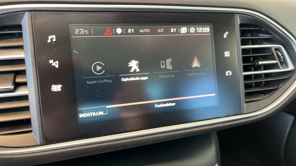 Peugeot 308 SW 1,6 BlueHDi Allure+ 120HK Stc 6g - Image 9