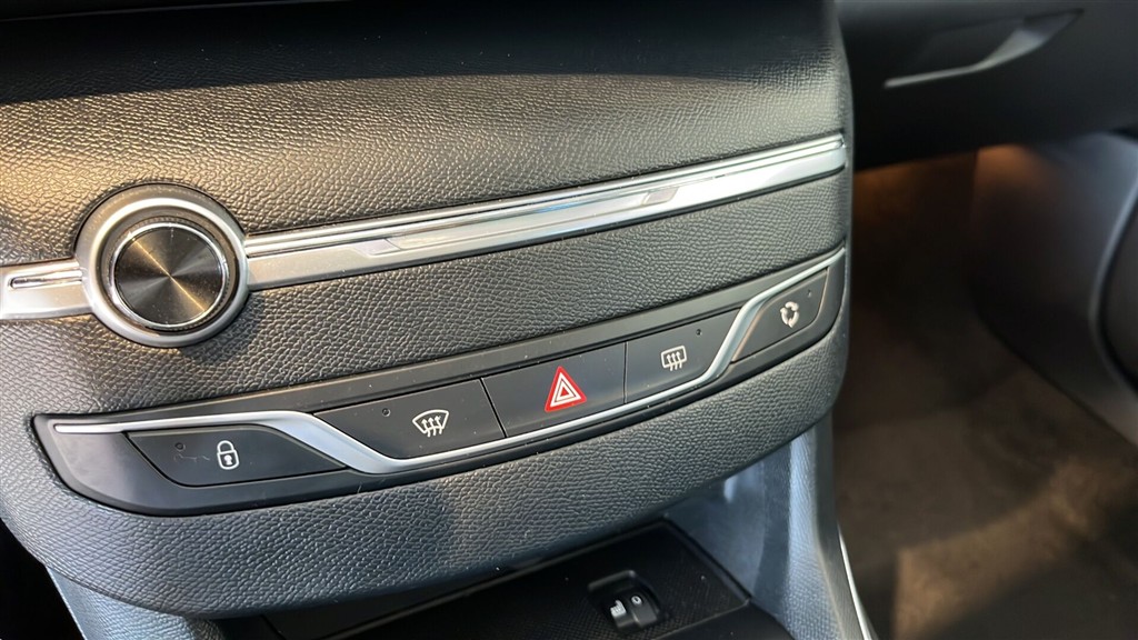 Peugeot 308 SW 1,6 BlueHDi Allure+ 120HK Stc 6g - Image 10