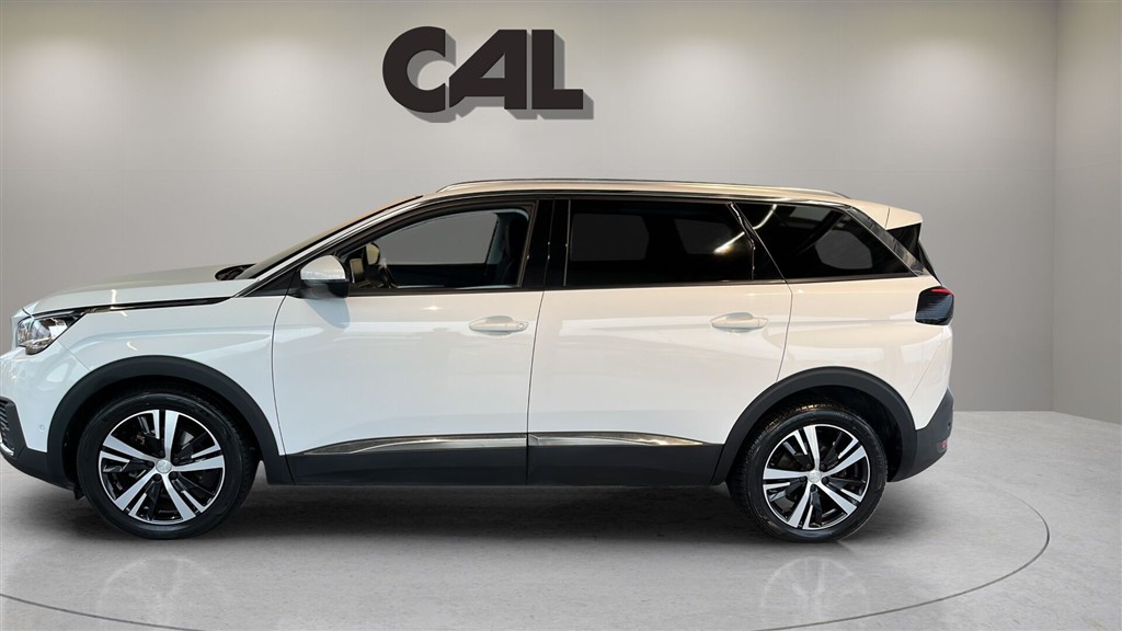 Peugeot 5008 1,2 e-THP Allure EAT6 130HK 5d 6g Aut. - Image 2