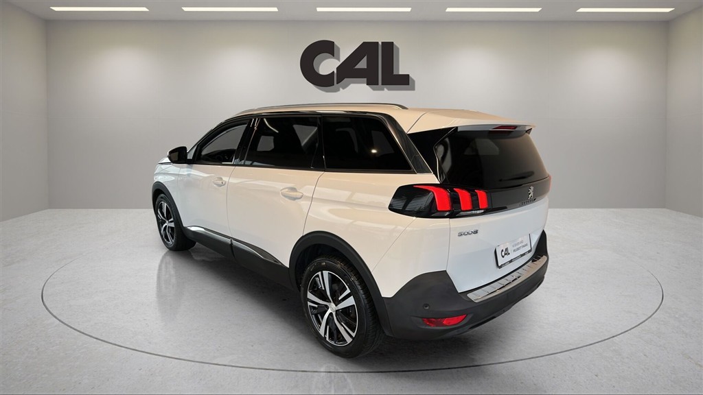 Peugeot 5008 1,2 e-THP Allure EAT6 130HK 5d 6g Aut. - Image 3