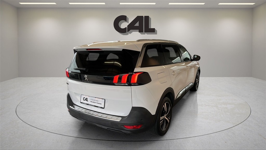 Peugeot 5008 1,2 e-THP Allure EAT6 130HK 5d 6g Aut. - Image 4