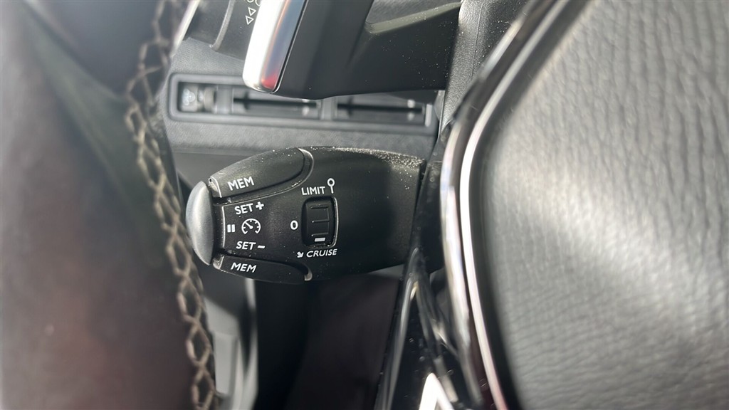 Peugeot 3008 1,2 e-THP Allure EAT6 130HK 5d 6g Aut. - Image 14