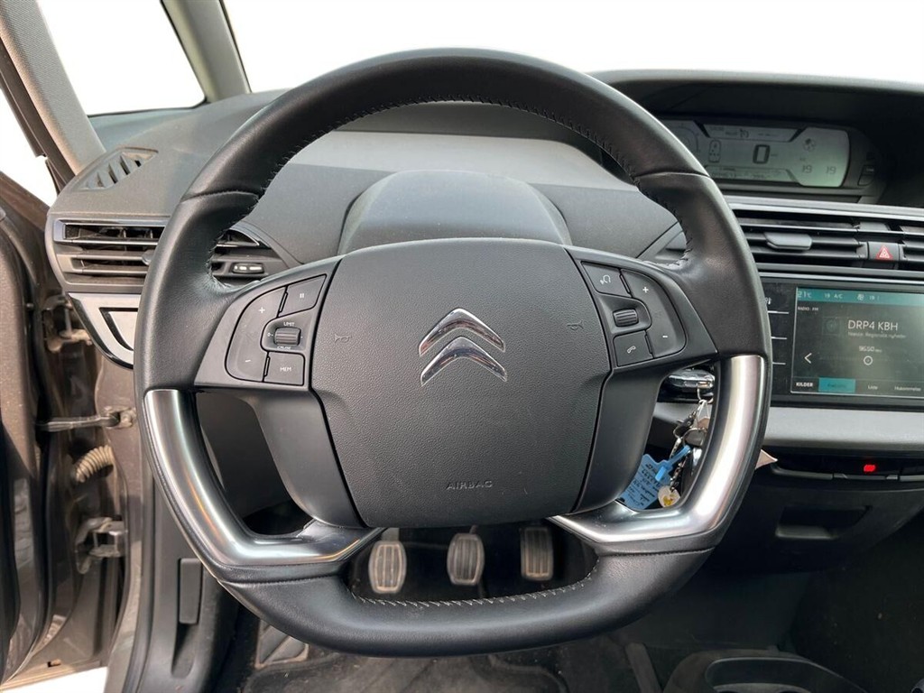 Citroën C4 SpaceTourer 1,6 Blue HDi Iconic start/stop 120HK - Image 17