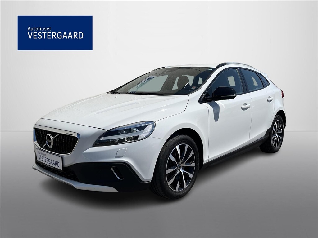 Volvo V40 Cross Country 1,5 T3 Dynamic Edition 152HK 5d 6g Aut.