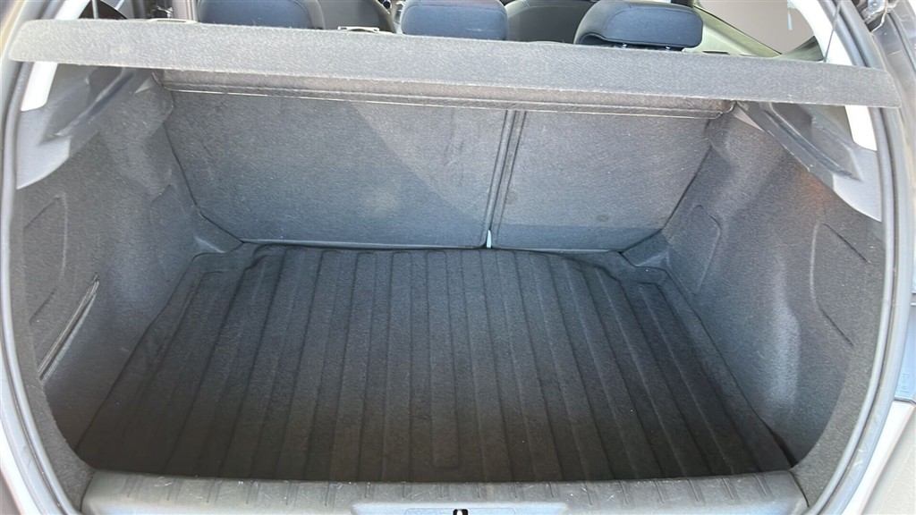 Peugeot 308 1,2 PureTech Style 130HK 5d 6g - Image 8