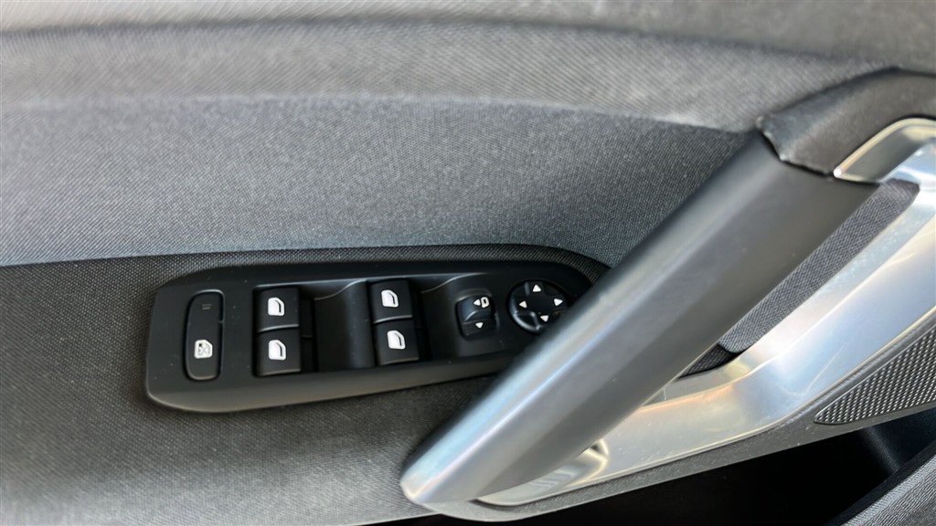 Peugeot 308 1,2 PureTech Style 130HK 5d 6g - Image 15