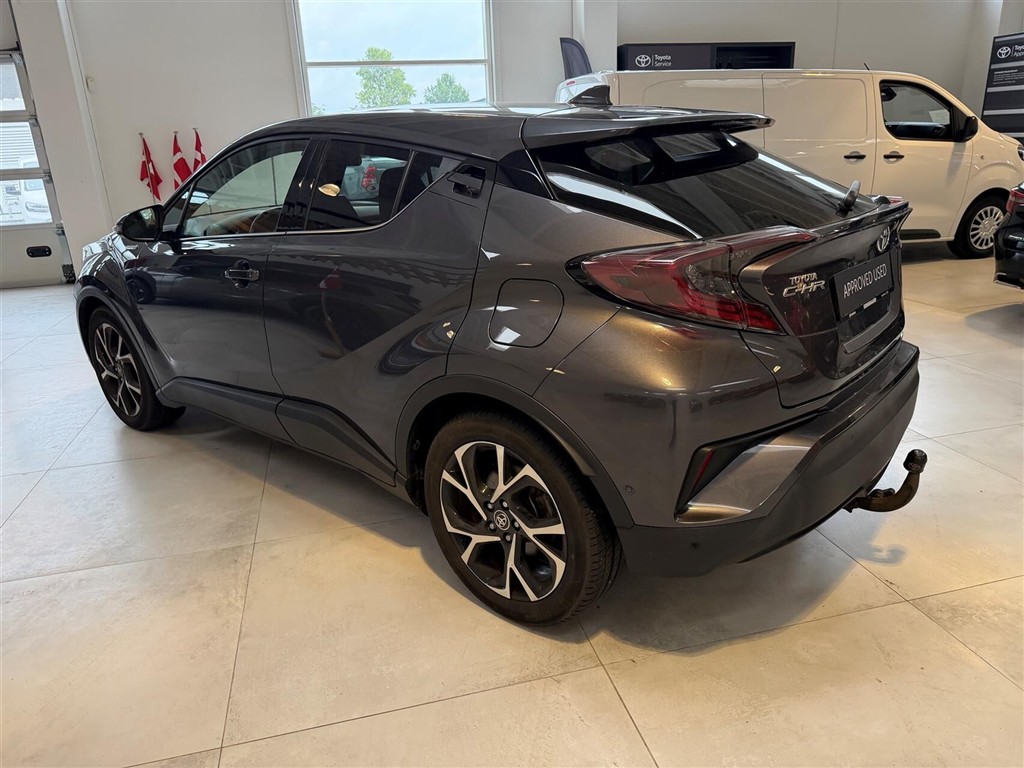 Toyota C-HR 1,8 Hybrid C-LUB Premium Selected Multidrive S 122HK 5d Aut. - Image 2