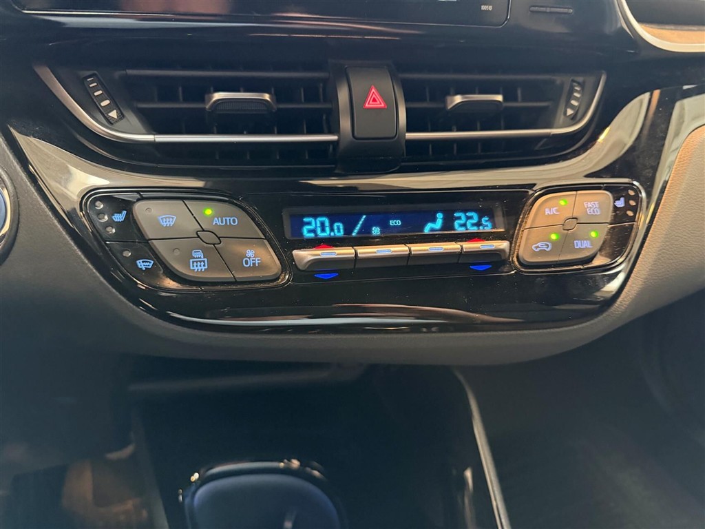 Toyota C-HR 1,8 Hybrid C-LUB Premium Selected Multidrive S 122HK 5d Aut. - Image 13