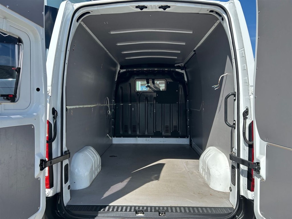 Nissan NV 400 L2H2 2,3 DCi Working Star Start/Stop 150HK Van 6g - Image 9