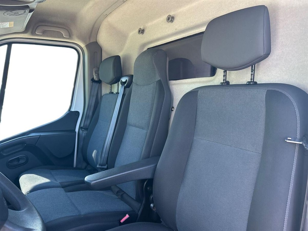 Nissan NV 400 L2H2 2,3 DCi Working Star Start/Stop 150HK Van 6g - Image 11